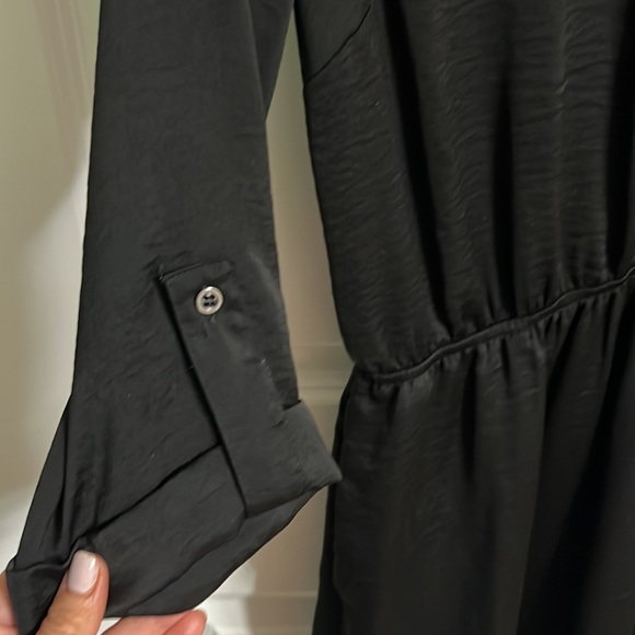 Forever 21 black dress with cinched waist size XS - Picture 2 of 8